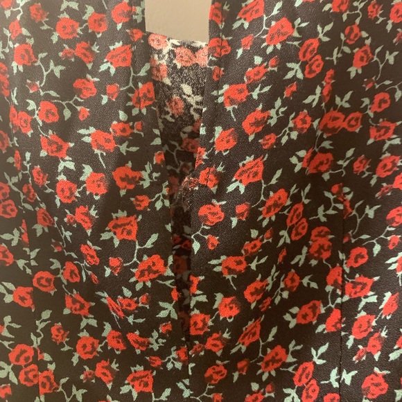 🌹Reformation barb crop top🌹 - Picture 5 of 11